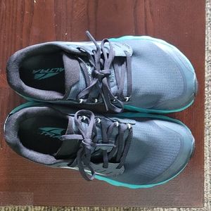 Altra superior 5 women's size 8.5